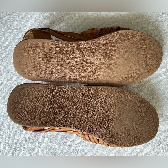 Handmade Genuine Leather Women's Sandals - Picture 7 of 8